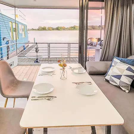 Botel 1 Bedroom Amazing Ship In Havelsee Ot Kutzkow