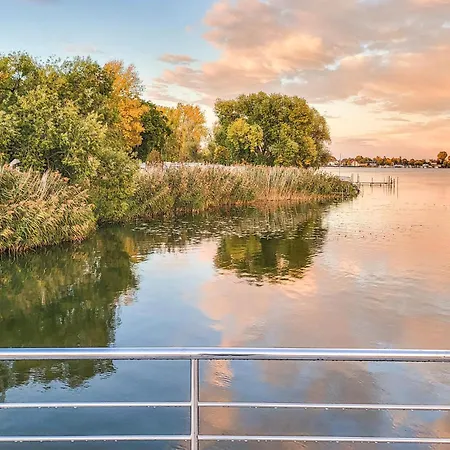Botel 1 Bedroom Amazing Ship In Havelsee Ot